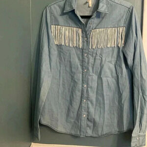 Roper women’s denim blue western style button up shirt size medium - like new